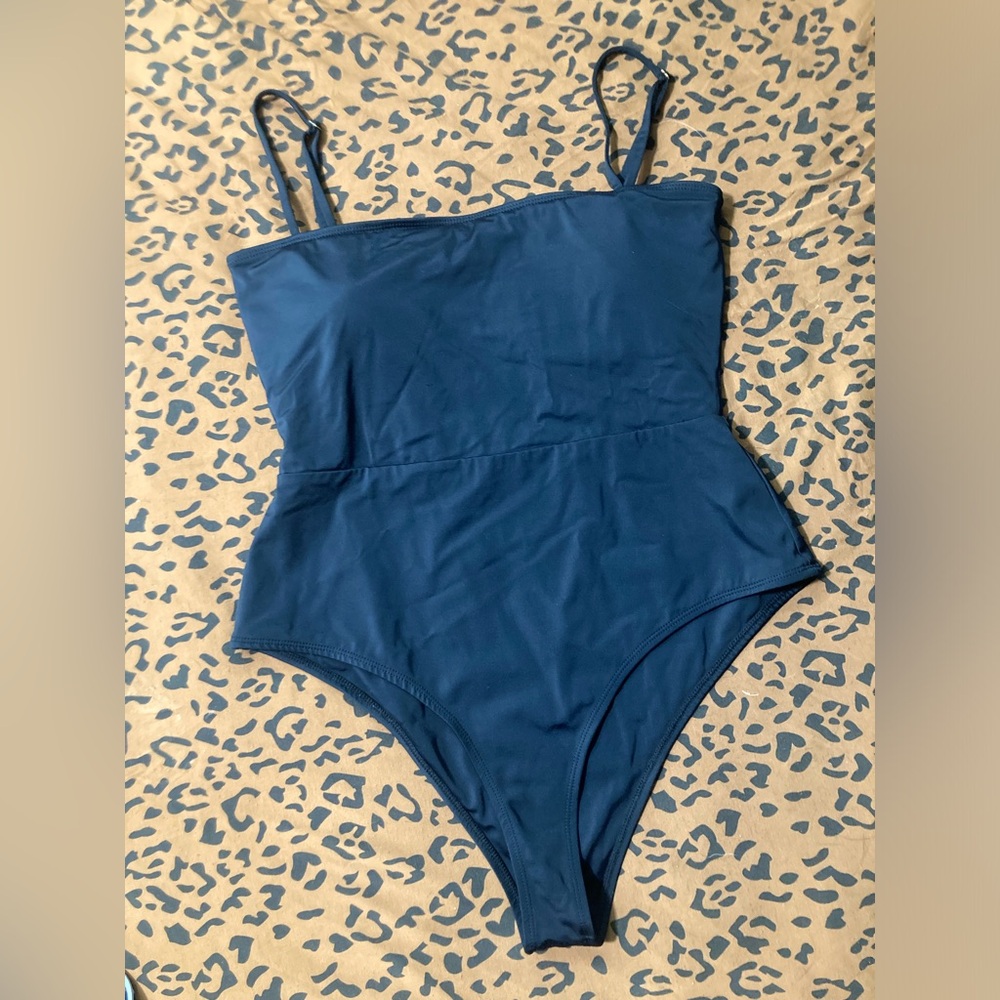 Hwy 1 strange bikinis monokini